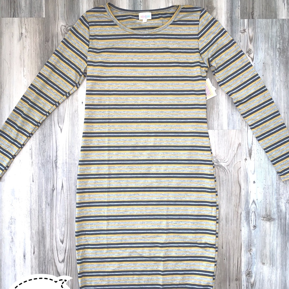 LULAROE DEBBIE DRESS
